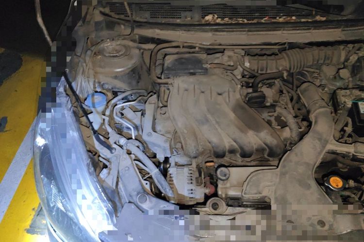 Used Nissan Livina 2013 1.6XE Manual Comfort Edition Engine Bay Right