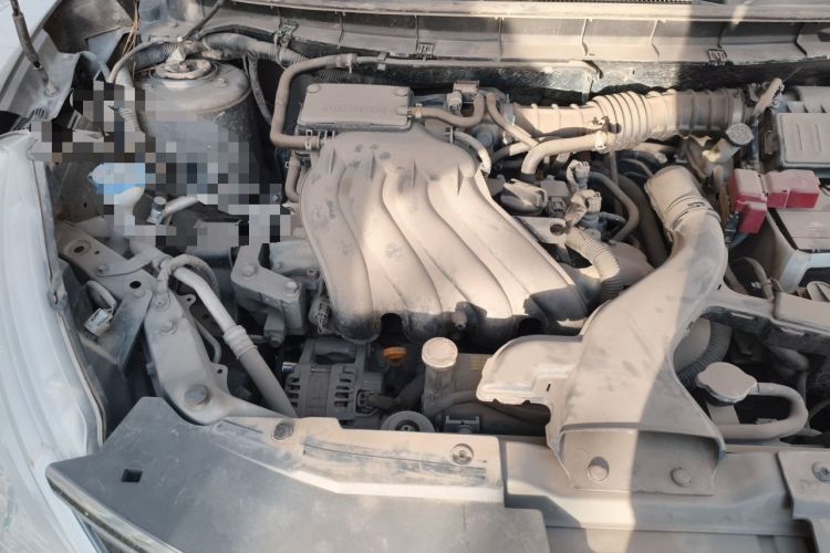 Used Nissan Livina 2013 1.6XE Manual Comfort Edition Engine Bay Right