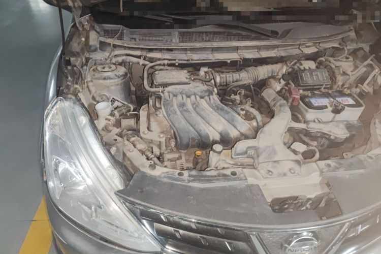 Used Nissan Livina 2013 Jinrui 1.6XL CVT Comfort Edition Engine Bay Right