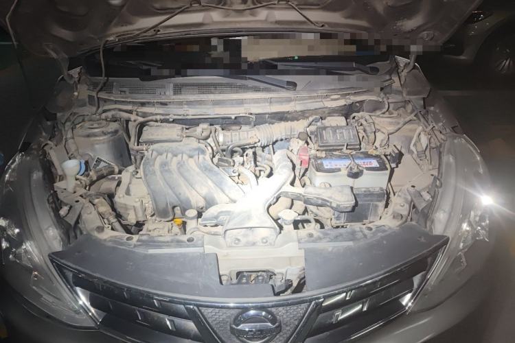Used Nissan Livina 2013 Jinrui 1.6XL CVT Comfort Edition Engine Bay