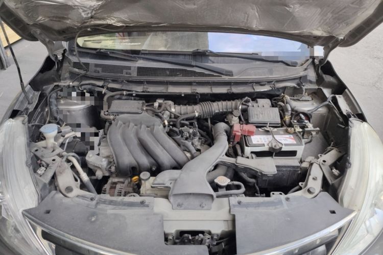 Used Nissan Livina 2013 Jinrui 1.6XL CVT Comfort Edition Engine Bay