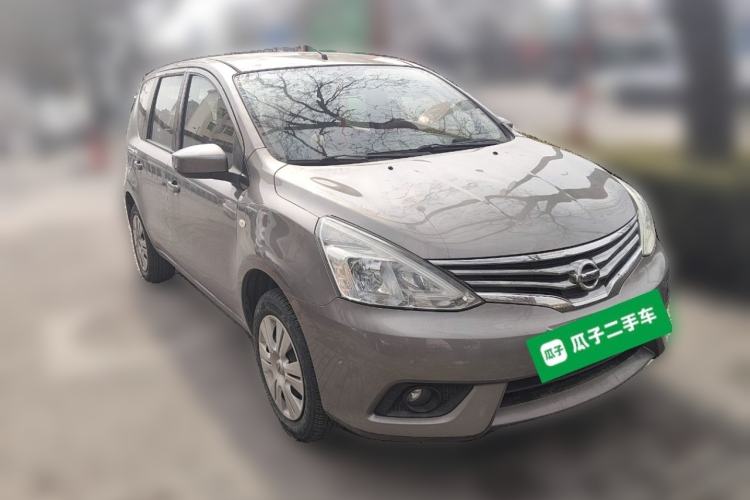 Used Nissan Livina 2013 1.6XE Manual Comfort Edition Front Right 45 Deg