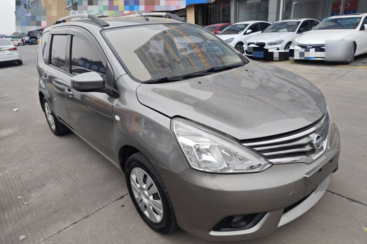 Used Nissan Livina 2013 1.6XE CVT Comfort Edition Front Right 45 Deg