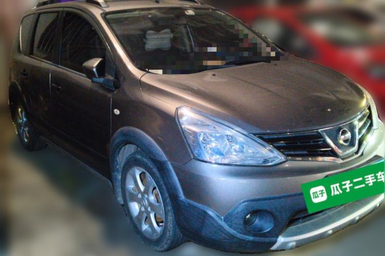 Used Nissan Livina 2013 JINRUI 1.6XV CVT Luxury Edition Front Right 45 Deg