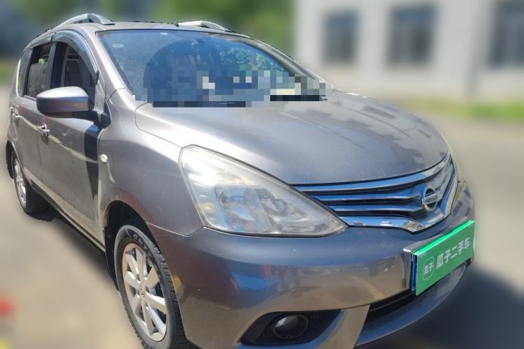 Used Nissan Livina 2013 1.6XE Manual Comfort Edition Front Right 45 Deg