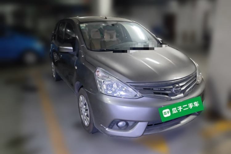 Used Nissan Livina 2013 1.6XE Manual Comfort Edition Front Right 45 Deg