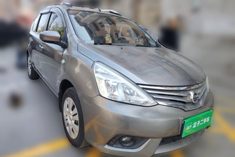Used Nissan Livina 2013 1.6XE Manual Comfort Edition Front Right 45 Deg