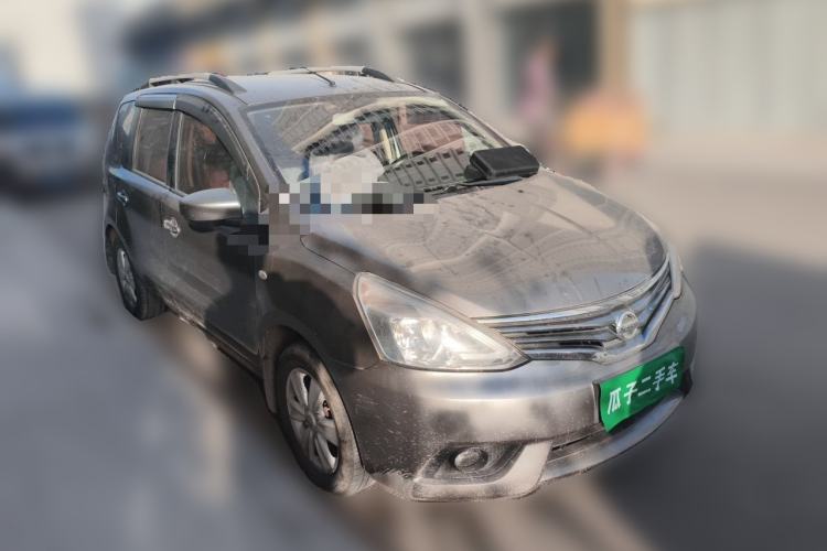 Used Nissan Livina 2013 1.6XE Manual Comfort Edition Front Right 45 Deg