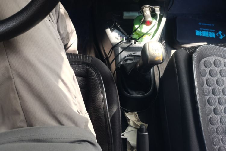 Used Nissan Livina 2013 Jingrui 1.6XL Manual Comfort Edition Gear Lever