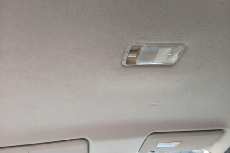 Used Nissan Livina 2013 1.6XE Manual Comfort Edition Headliner