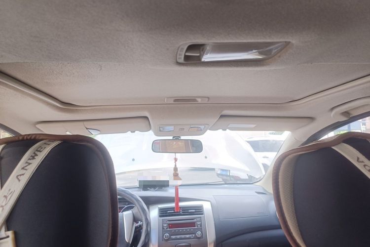 Used Nissan Livina 2013 JINRUI 1.6XV CVT Luxury Edition Headliner
