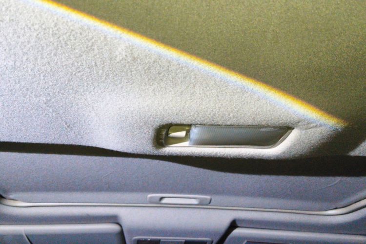 Used Nissan Livina 2013 JINRUI 1.6XV CVT Luxury Edition Headliner
