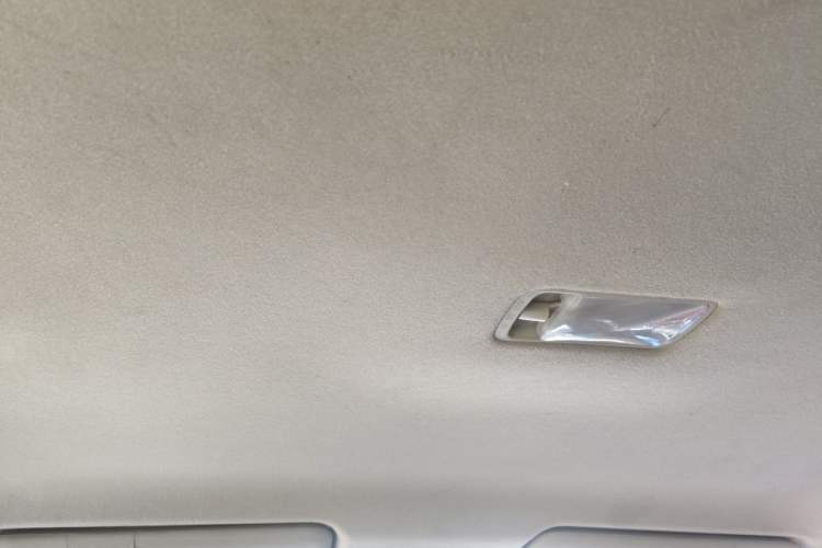 Used Nissan Livina 2013 1.6XE Manual Comfort Edition Headliner