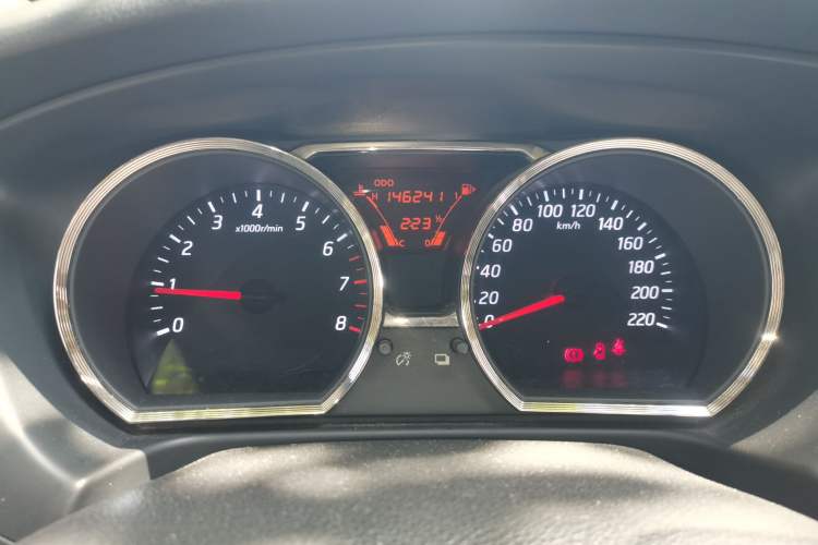 Used Nissan Livina 2013 Jingrui 1.6XL Manual Comfort Edition Instrument Cluster