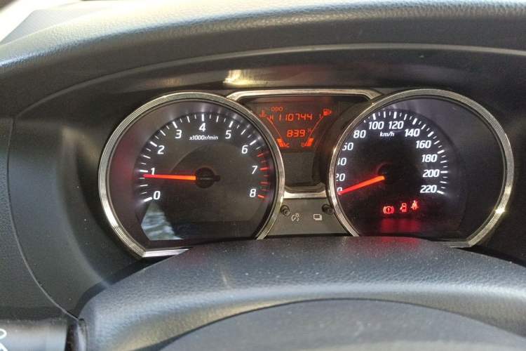 Used Nissan Livina 2013 1.6XE Manual Comfort Edition Instrument Cluster