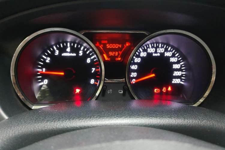 Used Nissan Livina 2013 1.6XE Manual Comfort Edition Instrument Cluster