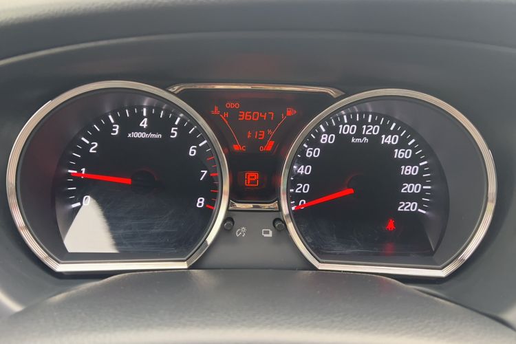Used Nissan Livina 2013 JINRUI 1.6XV CVT Luxury Edition Instrument Cluster
