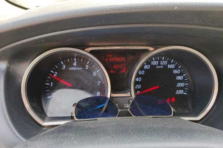 Used Nissan Livina 2013 1.6XE Manual Comfort Edition Instrument Cluster