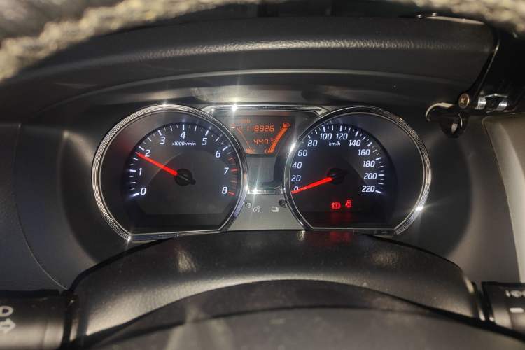 Used Nissan Livina 2013 Jingrui 1.6XL Manual Comfort Edition Instrument Cluster