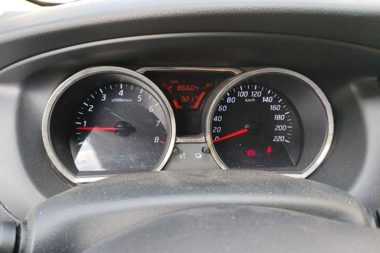 Used Nissan Livina 2013 Jingrui 1.6XL Manual Comfort Edition Instrument Cluster