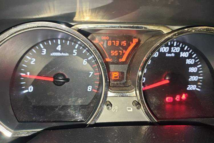 Used Nissan Livina 2013 1.6XE CVT Comfort Edition Instrument Cluster