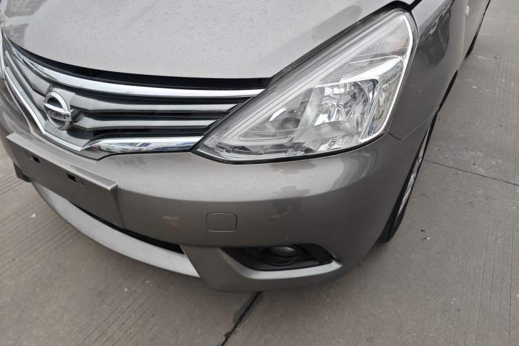 Used Nissan Livina 2013 1.6XE CVT Comfort Edition Left Front Headlight