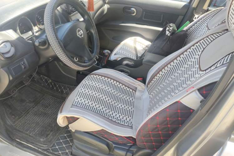 Used Nissan Livina 2013 1.6XE Manual Comfort Edition Left Front Seat