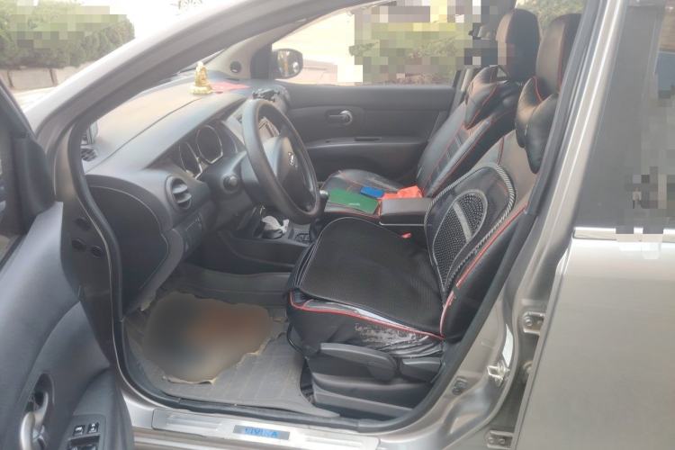 Used Nissan Livina 2013 1.6XE Manual Comfort Edition Left Front Seat