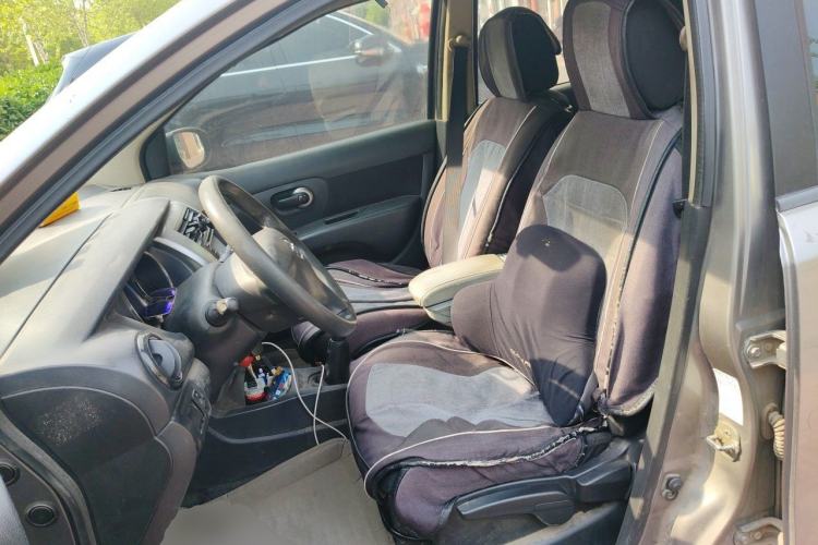 Used Nissan Livina 2013 1.6XE Manual Comfort Edition Left Front Seat