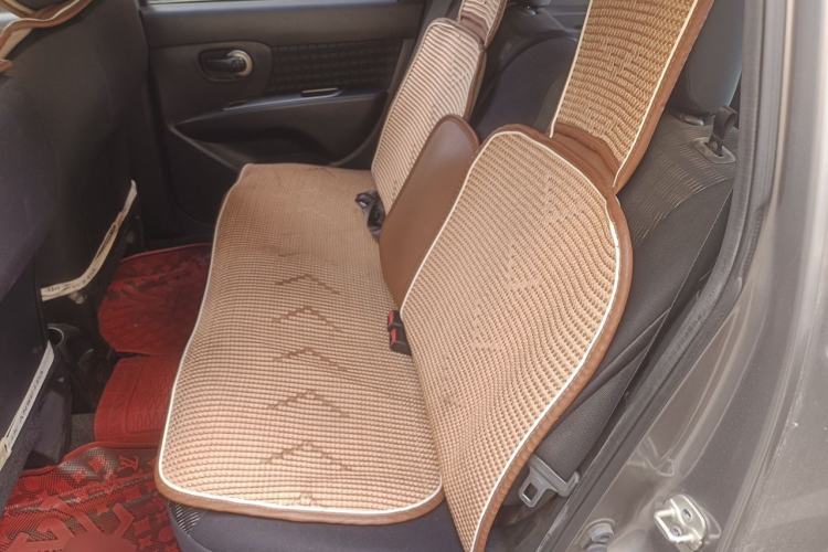 Used Nissan Livina 2013 JINRUI 1.6XV CVT Luxury Edition Left Rear Seat