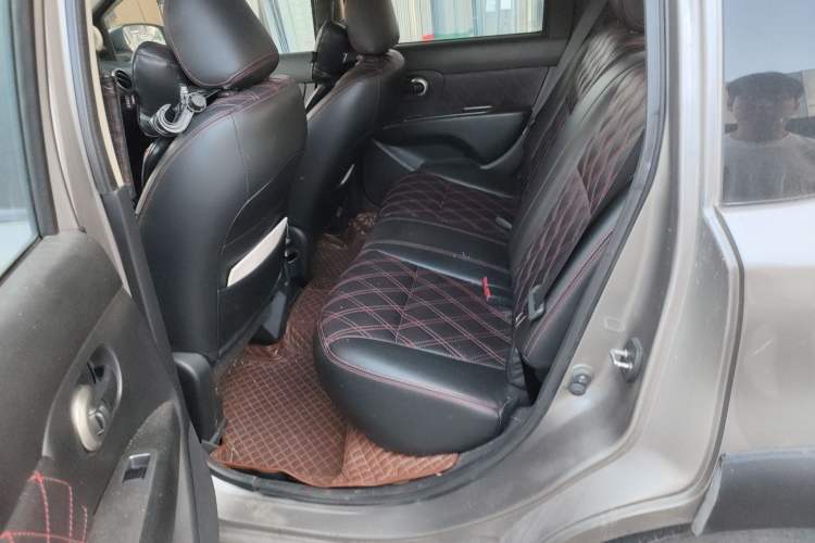 Used Nissan Livina 2013 Jinrui 1.6XL CVT Comfort Edition Left Rear Seat