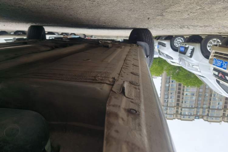 Used Nissan Livina 2013 1.6XE CVT Comfort Edition Left Side Sill