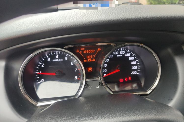 Used Nissan Livina 2013 1.6XE CVT Comfort Edition Odometer Close Up