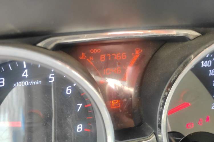 Used Nissan Livina 2013 Jinrui 1.6XL CVT Comfort Edition Odometer Close Up
