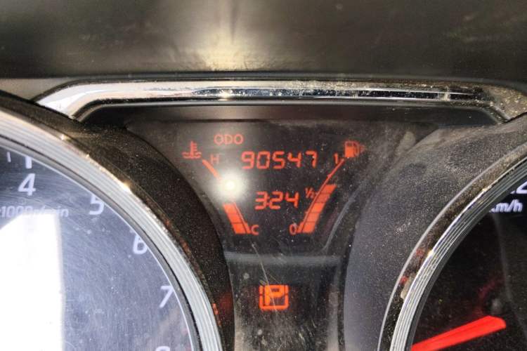 Used Nissan Livina 2013 1.6XE CVT Comfort Edition Odometer Close Up