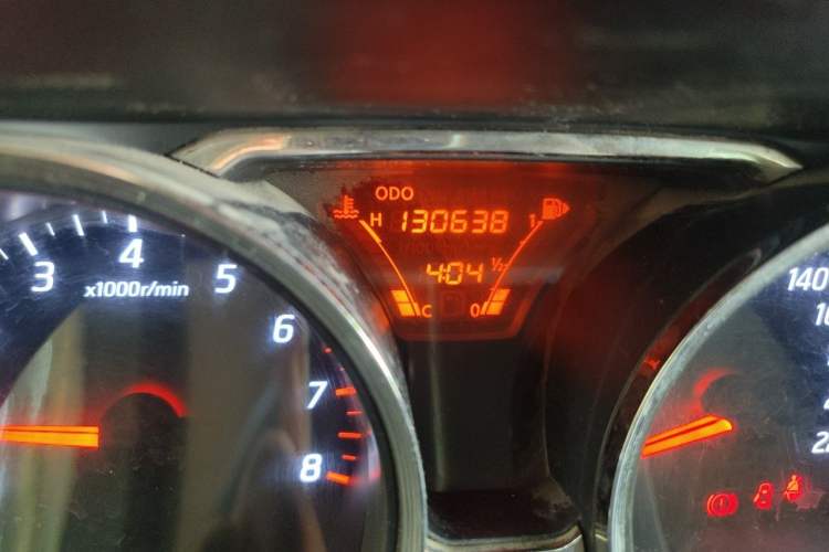 Used Nissan Livina 2013 Jingrui 1.6XL Manual Comfort Edition Odometer Close Up