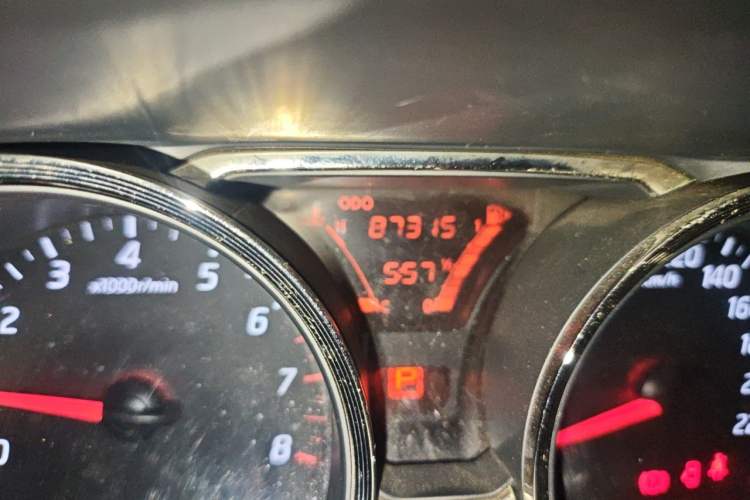 Used Nissan Livina 2013 1.6XE CVT Comfort Edition Odometer Close Up
