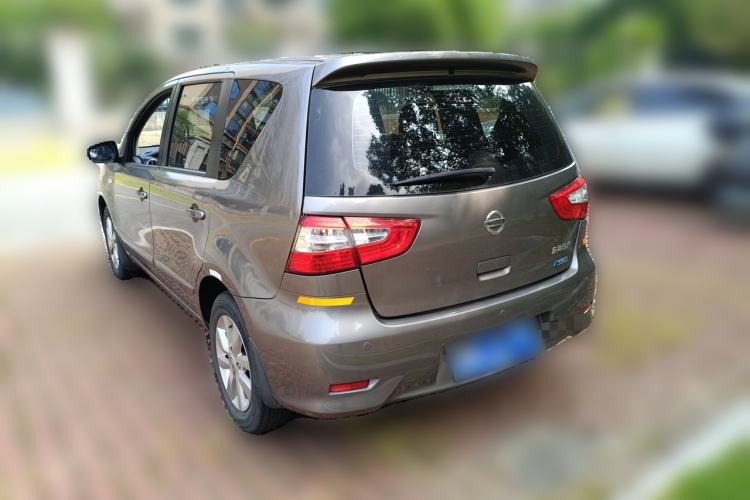 Used Nissan Livina 2013 1.6XL Manual Luxury Edition Rear Left 45 Deg