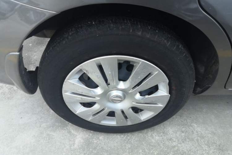 Used Nissan Livina 2013 1.6XE CVT Comfort Edition Right Rear Wheel Hub