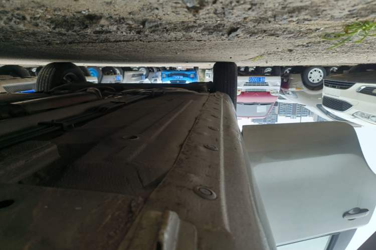 Used Nissan Livina 2013 1.6XE CVT Comfort Edition Right Side Sill