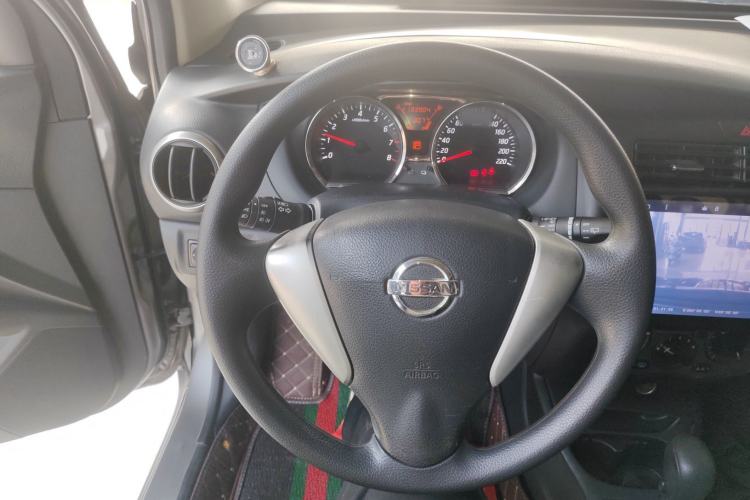 Used Nissan Livina 2013 Jinrui 1.6XL CVT Comfort Edition Steering Wheel