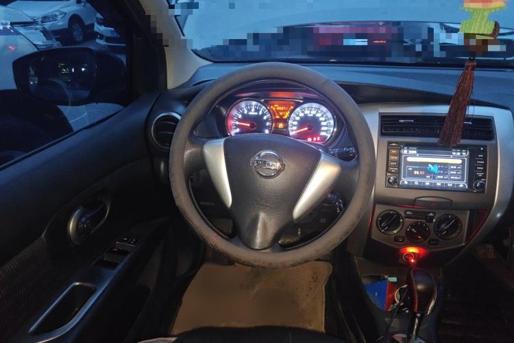 Used Nissan Livina 2013 Jinrui 1.6XL CVT Comfort Edition Steering Wheel