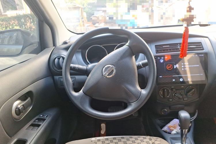 Used Nissan Livina 2013 1.6XE CVT Comfort Edition Steering Wheel