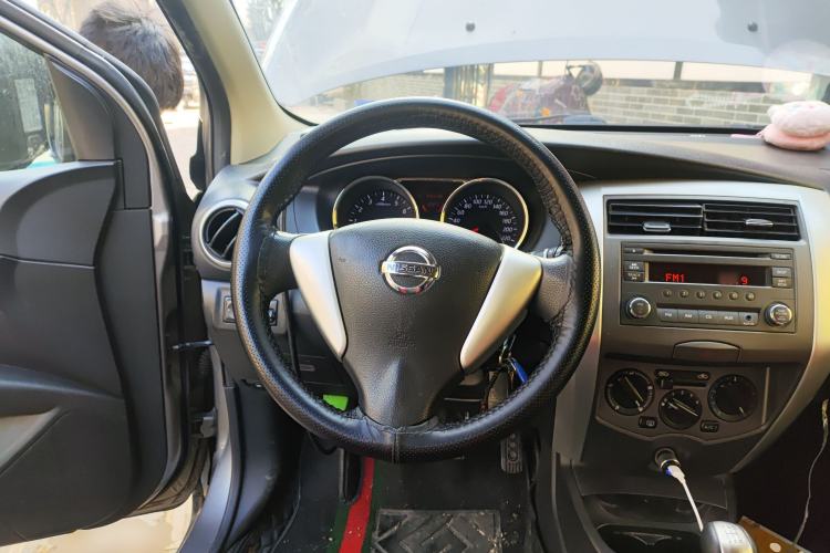 Used Nissan Livina 2013 Jingrui 1.6XL Manual Comfort Edition Steering Wheel