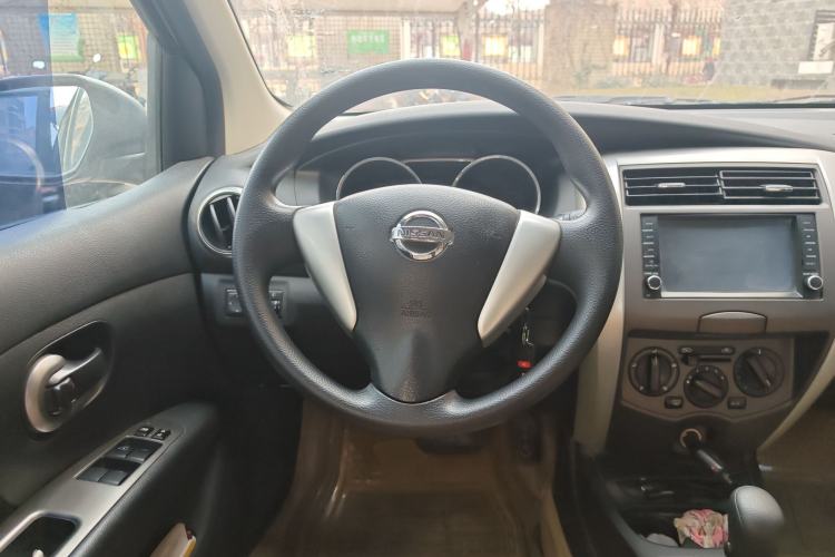 Used Nissan Livina 2013 Jinrui 1.6XL CVT Comfort Edition Steering Wheel