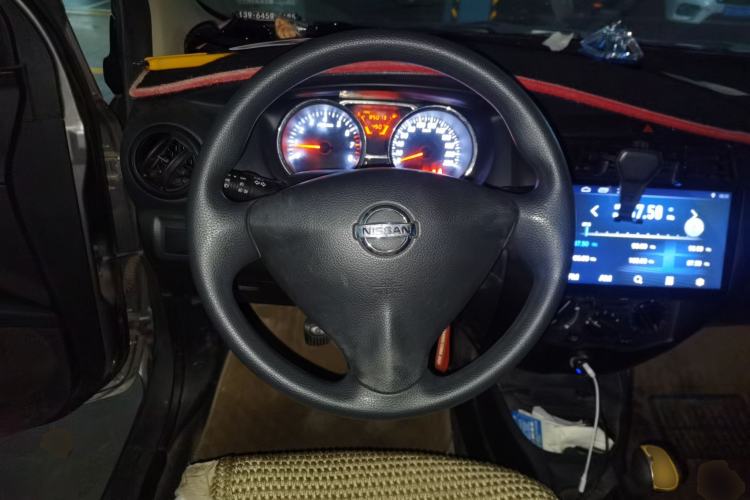 Used Nissan Livina 2013 1.6XE Manual Comfort Edition Steering Wheel