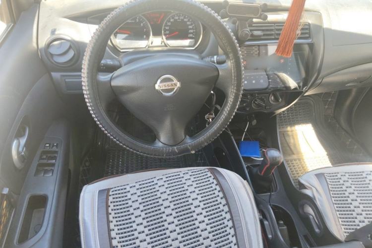 Used Nissan Livina 2013 1.6XE Manual Comfort Edition Steering Wheel
