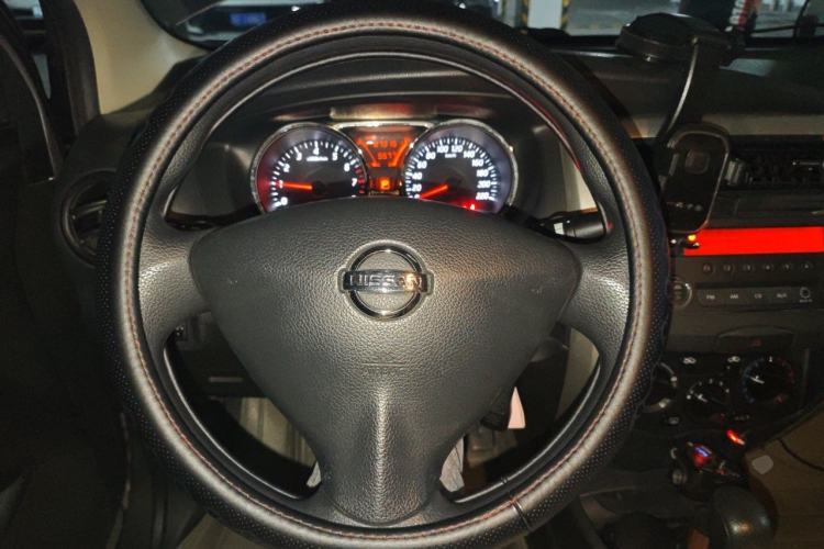 Used Nissan Livina 2013 1.6XE CVT Comfort Edition Steering Wheel