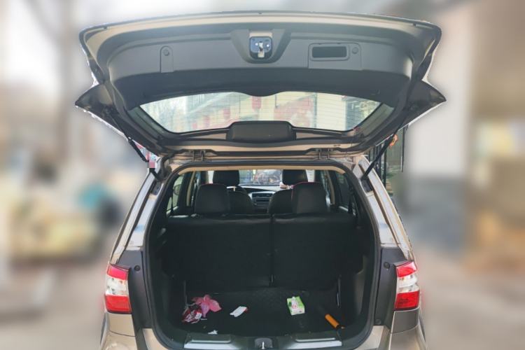 Used Nissan Livina 2013 Jingrui 1.6XL Manual Comfort Edition Trunk