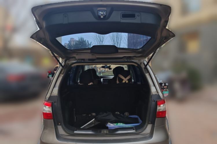 Used Nissan Livina 2013 Jinrui 1.6XL CVT Comfort Edition Trunk